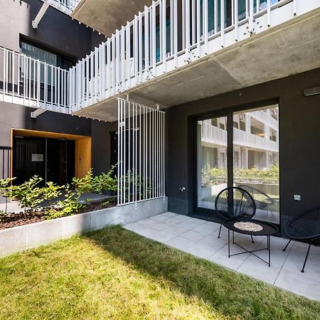 Wola Cosy White Apartment ワルシャワ エクステリア 写真