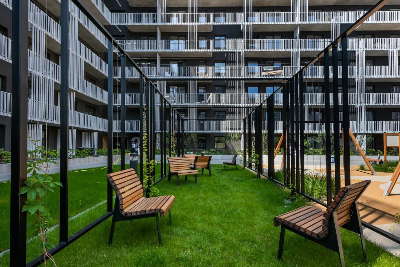 Wola Cosy White Apartment ワルシャワ エクステリア 写真